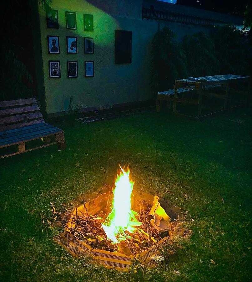 Bed and Breakfast Safari Adventures-House Arusha Esterno foto